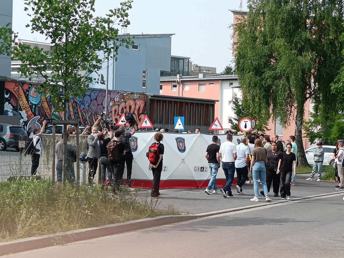 Nach Amoklauf in Graz: Keine Klicks für Tränen